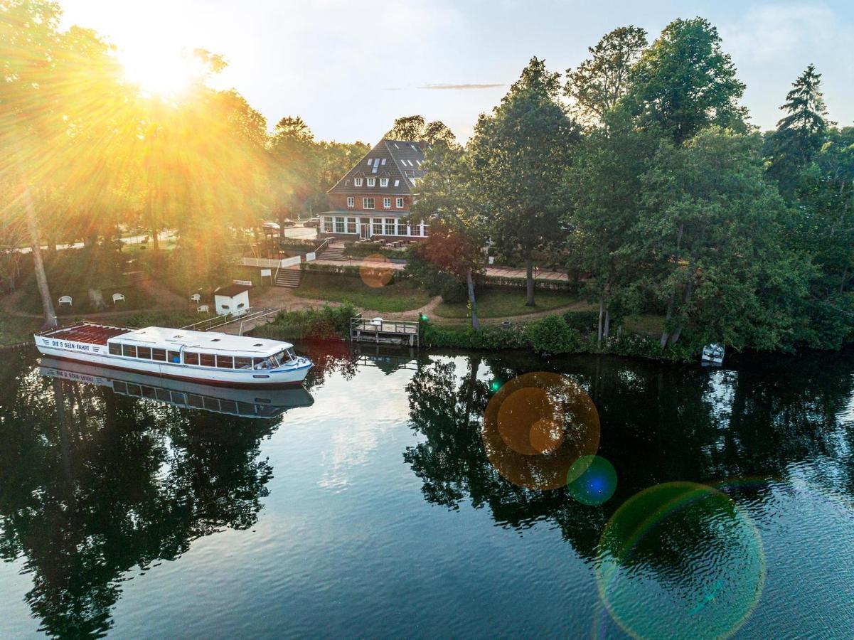 Lake House Plon Bagian luar foto
